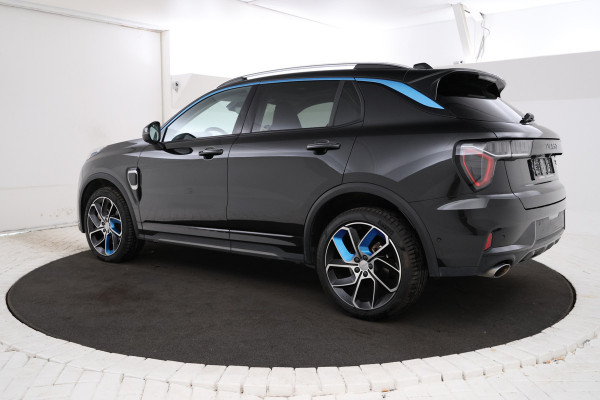 Lynk & Co 01 1.5 360 camera, panorama dak, Apple carplay / Android auto
