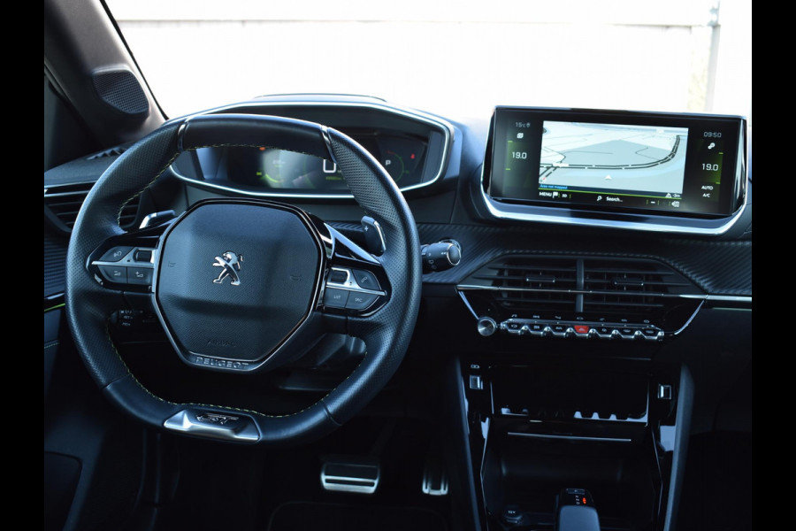 Peugeot 208 1.2 PureTech GT NAVIGATIE | CARPLAY | ACHTERUITRIJCAMERA MET SENSOREN | E.C.C. | 49.559km
