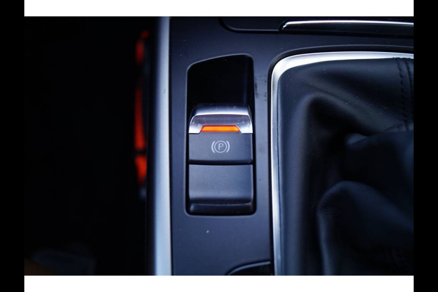Audi A4 Avant 2.0 TDI ultra Bns Edition -LEER-XENON-