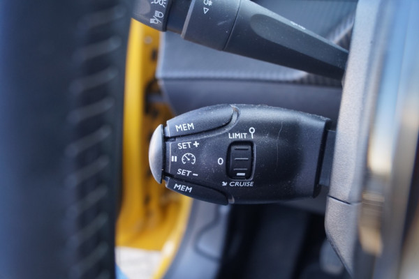 Peugeot 208 1.2 PureTech Active -NAVI-AIRCO-PDC-CRUISE-