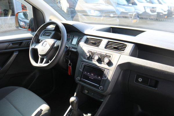 Volkswagen Caddy 2.0 TDI 102pk Maxi Airco Navigatie Camera Trekhaak 2x Schuifdeur