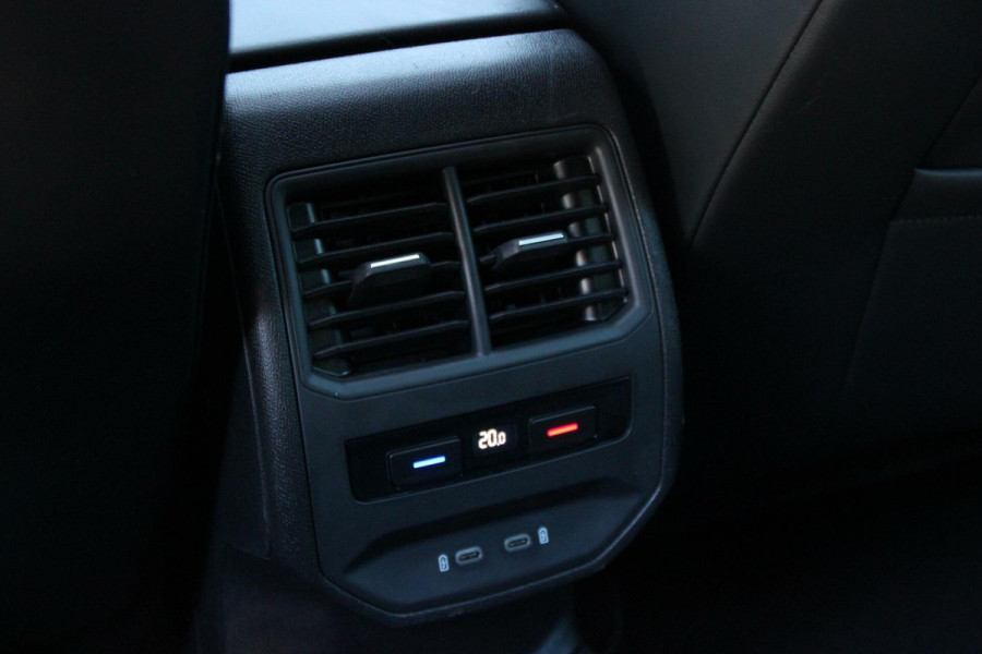 Seat Leon 1.5 eTSI FR Sport Automaat 150 PK |PANO, VIRTUAL, CARPLAY, ACC, CAMERA, LED, SFEER, PDC|