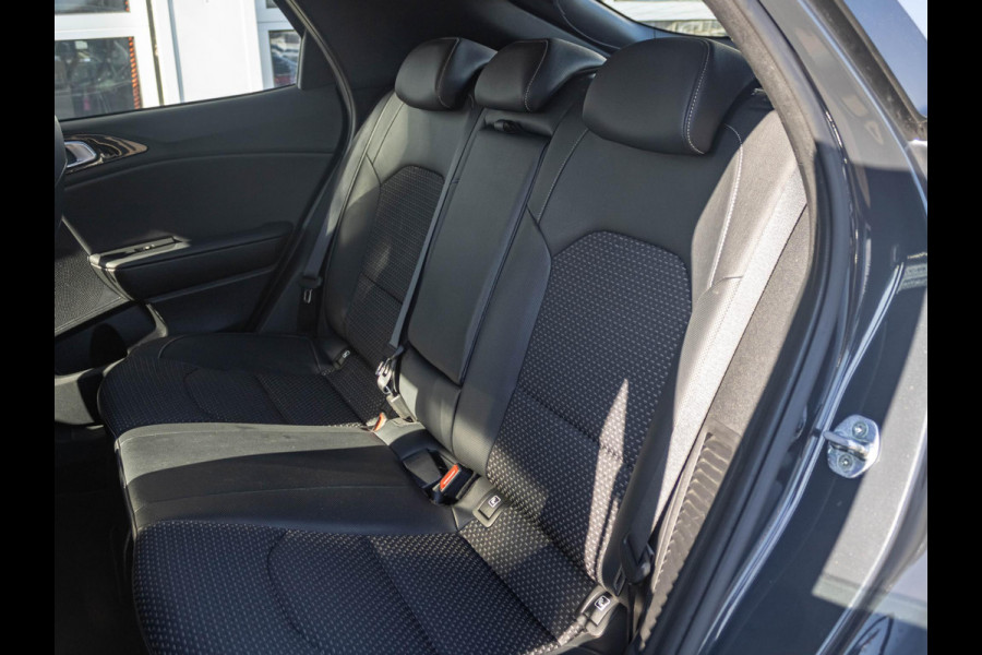 Kia Xceed 1.6 GDi PHEV DynamicPlusLine l navigatie l 18 inch velgen l stoel stuurverwarming l