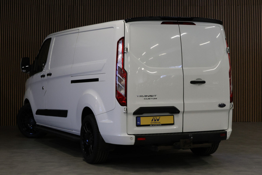 Ford Transit Custom 340 2.0 TDCI L2H1 | L+R Schuifdeur | Navigatie | Blind Spot | CarPlay | Camera | Standkachel | Trekhaak | 3-Zitter | Nieuwe APK | Onderhoudsbeurt