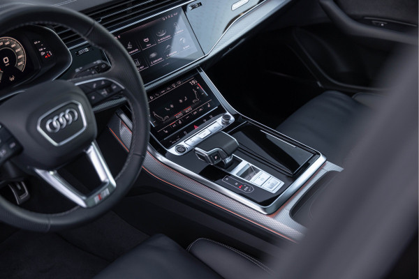 Audi Q8 50 TDI 286pk Quattro S-line S-stoelen Pano HuD Pano 4-wielsturing B&O