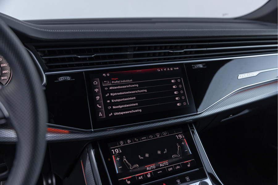 Audi Q8 50 TDI 286pk Quattro S-line S-stoelen Pano HuD Pano 4-wielsturing B&O