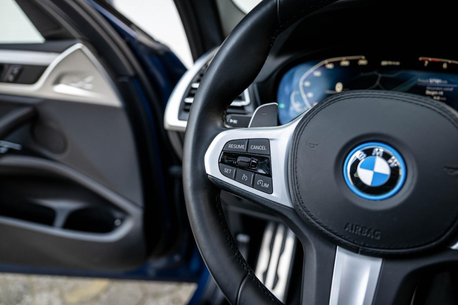 BMW X3 xDrive30e M-Sport Panorama 360c Facelift