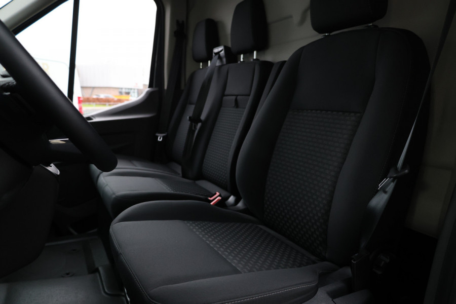 Ford Transit 350 2.0 TDCI L3H2 165PK AUT Limited | BPM VRIJ | L+R Schuifdeur | 360 Camera | ACC | Navigatie | Bi-Xenon | Lane assist | BLIS | CarPlay | Trekhaak | 3-Zitter| Facelift model MY2025