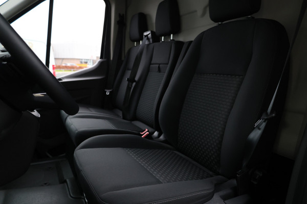 Ford Transit 350 2.0 TDCI L3H2 165PK AUT Limited | BPM VRIJ | L+R Schuifdeur | 360 Camera | ACC | Navigatie | Bi-Xenon | Lane assist | BLIS | CarPlay | Trekhaak | 3-Zitter| Facelift model MY2025