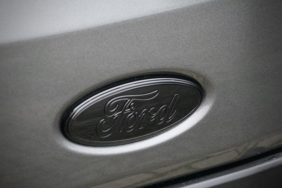 Ford Transit 350 2.0 TDCI L3H2 165PK AUT Limited | BPM VRIJ | L+R Schuifdeur | 360 Camera | ACC | Navigatie | Bi-Xenon | Lane assist | BLIS | CarPlay | Trekhaak | 3-Zitter| Facelift model MY2025
