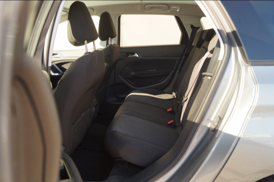Peugeot 308 SW 1.2 PureTech Executive -PANO-ECC-PDC-