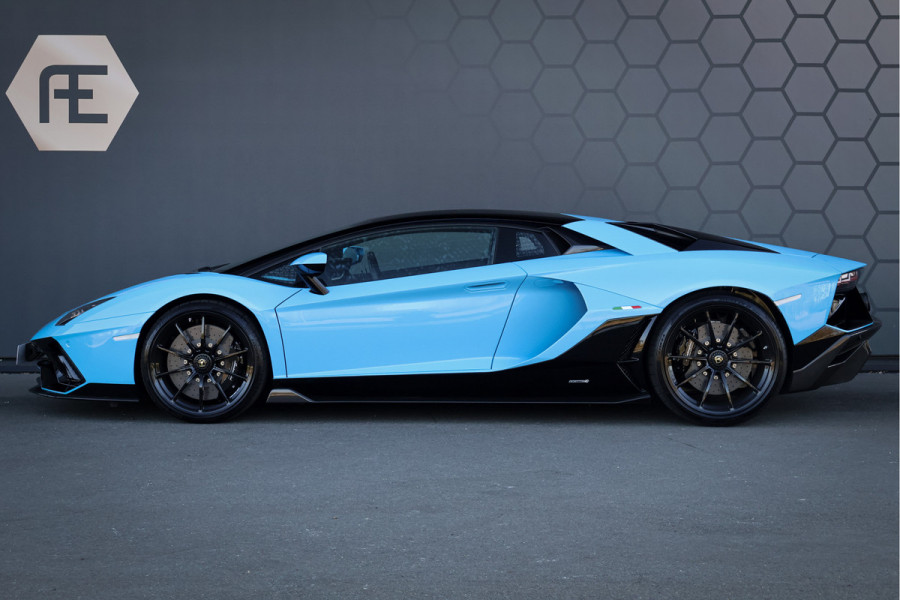 Lamborghini Aventador Ultimae 6.5 V12 | 1 OF 350 | AD PERSONAM EXTERIOR & INTERIOR | FULL CARBON | BLUE STITCHING | LIFTING | ETC.