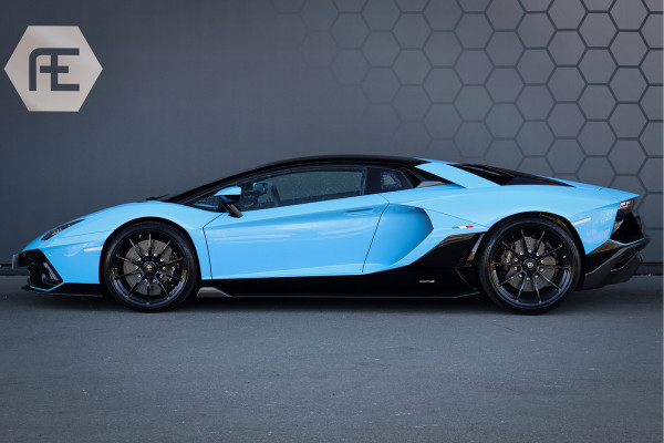 Lamborghini Aventador Ultimae 6.5 V12 | 1 OF 350 | AD PERSONAM EXTERIOR & INTERIOR | FULL CARBON | BLUE STITCHING | LIFTING | ETC.