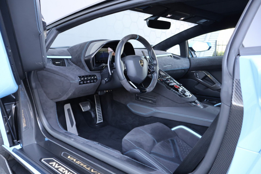 Lamborghini Aventador Ultimae 6.5 V12 | 1 OF 350 | AD PERSONAM EXTERIOR & INTERIOR | FULL CARBON | BLUE STITCHING | LIFTING | ETC.