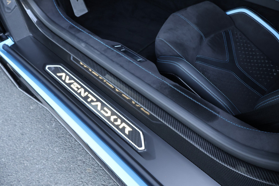 Lamborghini Aventador Ultimae 6.5 V12 | 1 OF 350 | AD PERSONAM EXTERIOR & INTERIOR | FULL CARBON | BLUE STITCHING | LIFTING | ETC.