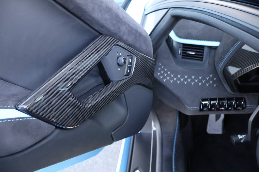 Lamborghini Aventador Ultimae 6.5 V12 | 1 OF 350 | AD PERSONAM EXTERIOR & INTERIOR | FULL CARBON | BLUE STITCHING | LIFTING | ETC.