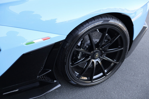 Lamborghini Aventador Ultimae 6.5 V12 | 1 OF 350 | AD PERSONAM EXTERIOR & INTERIOR | FULL CARBON | BLUE STITCHING | LIFTING | ETC.