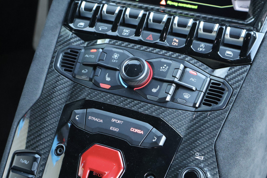 Lamborghini Aventador Ultimae 6.5 V12 | 1 OF 350 | AD PERSONAM EXTERIOR & INTERIOR | FULL CARBON | BLUE STITCHING | LIFTING | ETC.