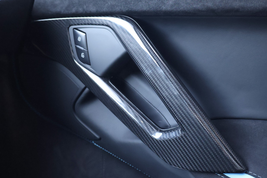 Lamborghini Aventador Ultimae 6.5 V12 | 1 OF 350 | AD PERSONAM EXTERIOR & INTERIOR | FULL CARBON | BLUE STITCHING | LIFTING | ETC.