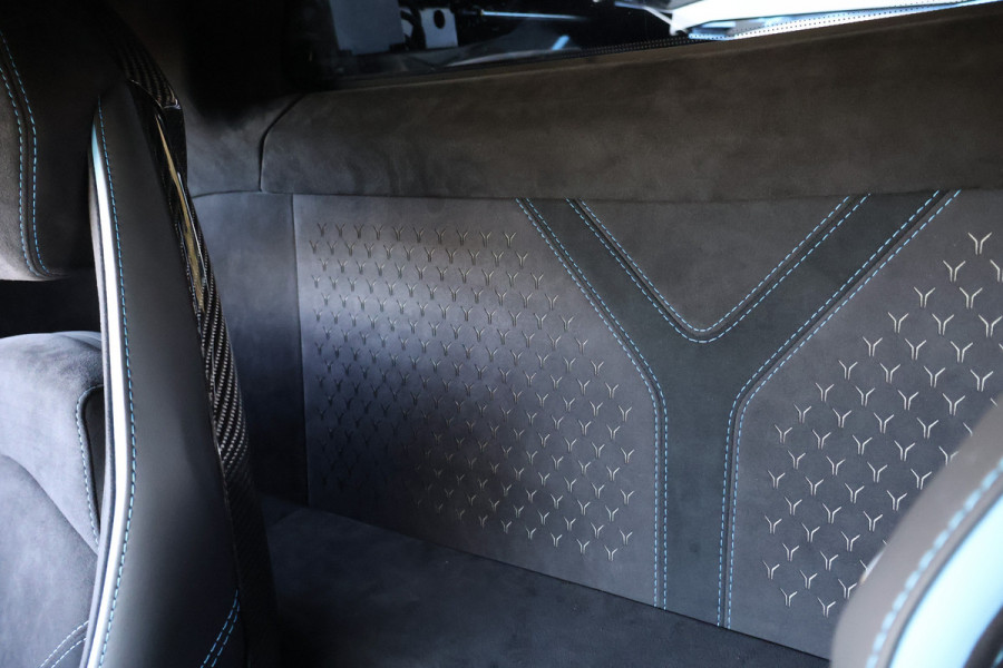 Lamborghini Aventador Ultimae 6.5 V12 | 1 OF 350 | AD PERSONAM EXTERIOR & INTERIOR | FULL CARBON | BLUE STITCHING | LIFTING | ETC.