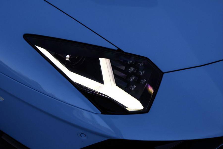 Lamborghini Aventador Ultimae 6.5 V12 | 1 OF 350 | AD PERSONAM EXTERIOR & INTERIOR | FULL CARBON | BLUE STITCHING | LIFTING | ETC.