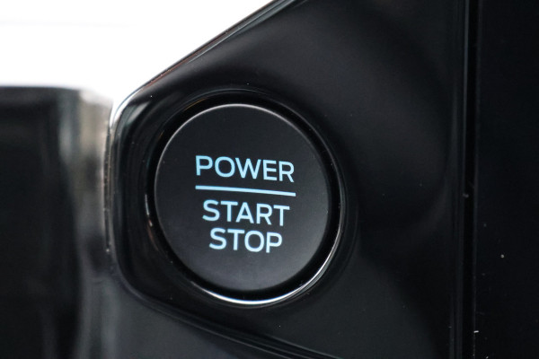 Ford Transit Custom 320 2.0 TDCI L2H1 Limited 170 PK | BPM VRIJ | ACC | Blind Spot | Navigatie | Camera | CarPlay | Lane Assist | Stoelverwarming | Raptor Edition | NL Auto
