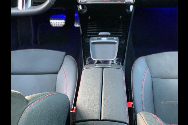 Mercedes-Benz A-Klasse 250 e AMG Line A250e NIEUWSTAAT 2024 ! ! ! Nightpakket Sfeerverlichting AMG !