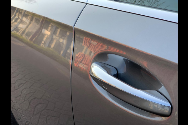 Mercedes-Benz A-Klasse 250 e AMG Line A250e NIEUWSTAAT 2024 ! ! ! Nightpakket Sfeerverlichting AMG !