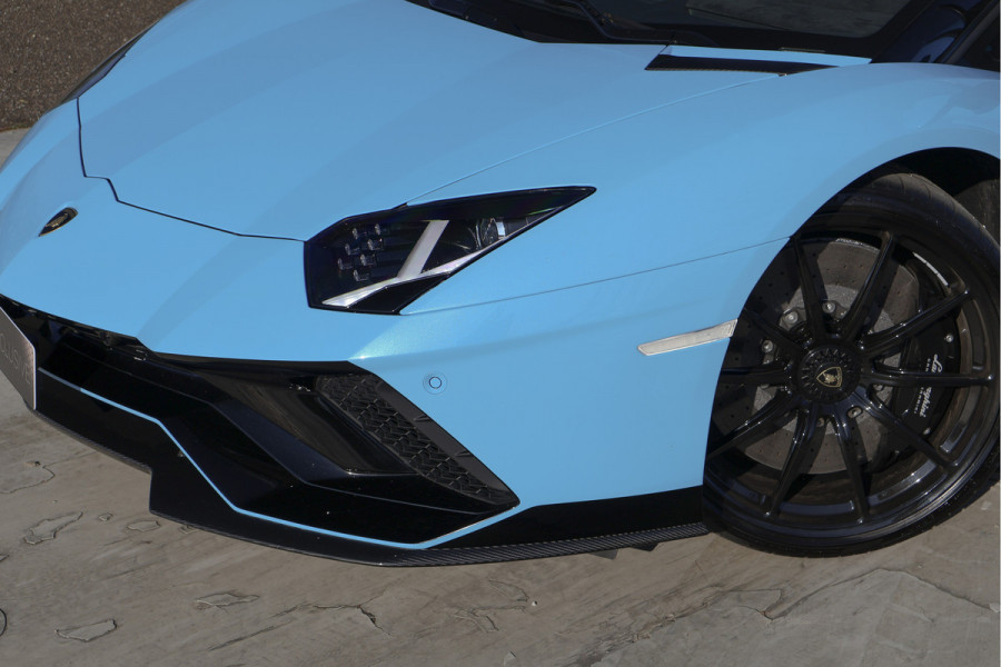 Lamborghini Aventador Ultimae 6.5 V12 | 1 OF 350 | AD PERSONAM EXTERIOR & INTERIOR | FULL CARBON | BLUE STITCHING | LIFTING | ETC.