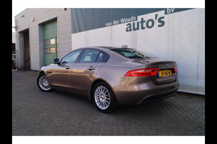 Jaguar XE 2.0d 163pk Automaat -LEER-NAVI-PDC-