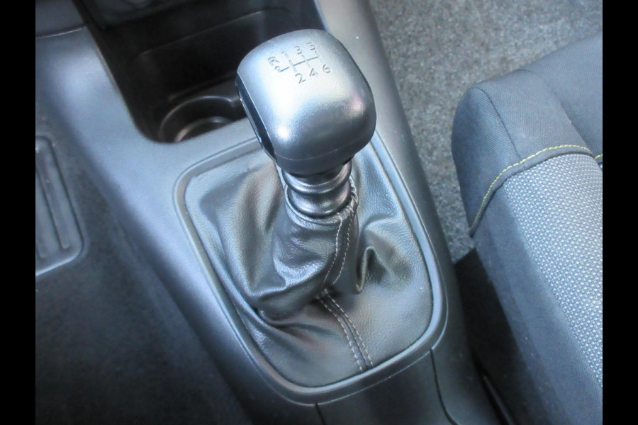 Citroën C3 1.2 PureTech Shine Airco 5 Deurs Carplay