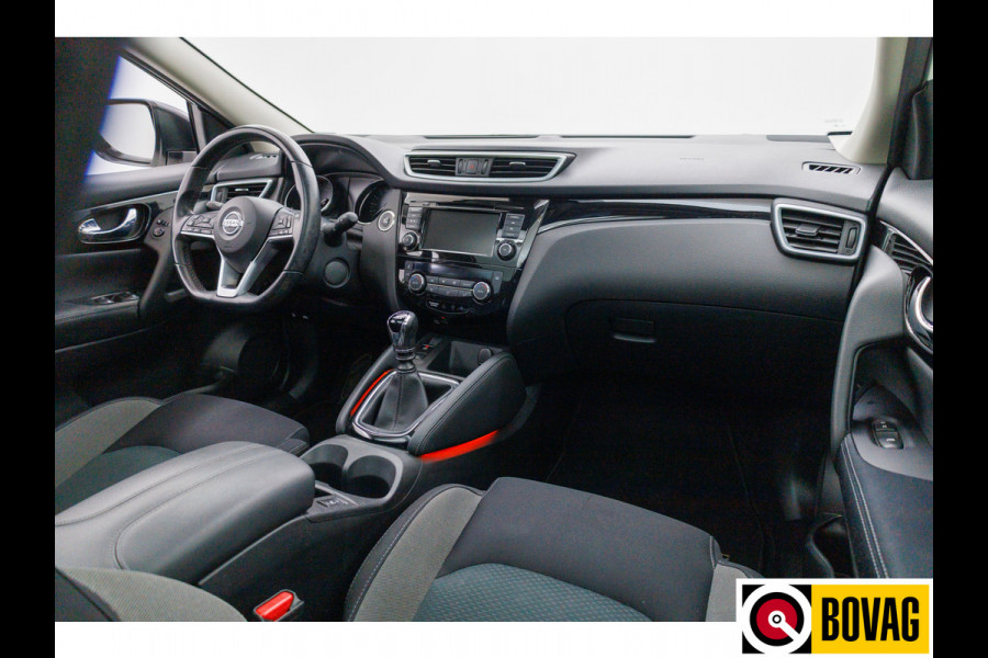 Nissan QASHQAI 1.3 DIG-T Design Edition 141 PK | Panoramadak | Trekhaak | All season banden | Stoelverwarming Navigatie, Cruise, 360 Camera