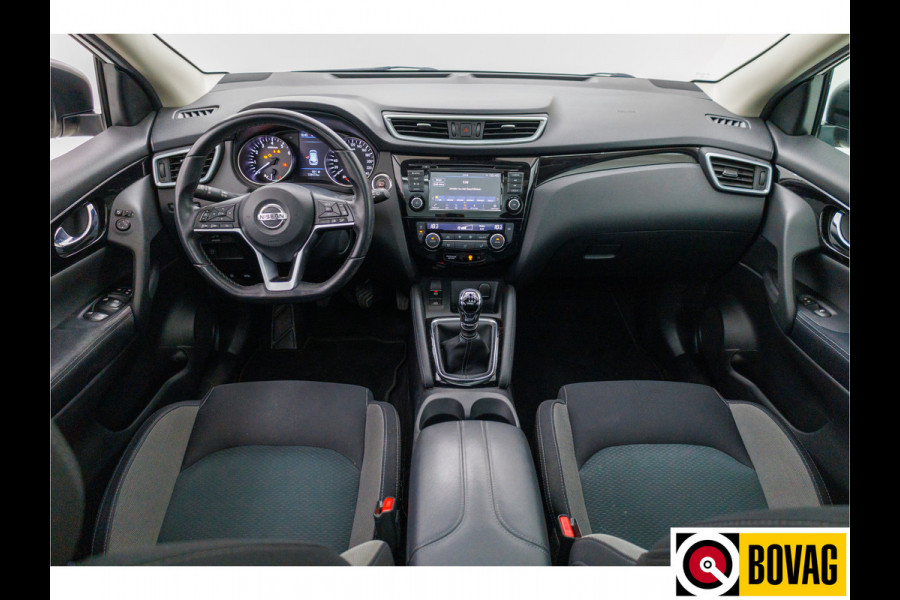 Nissan QASHQAI 1.3 DIG-T Design Edition 141 PK | Panoramadak | Trekhaak | All season banden | Stoelverwarming Navigatie, Cruise, 360 Camera