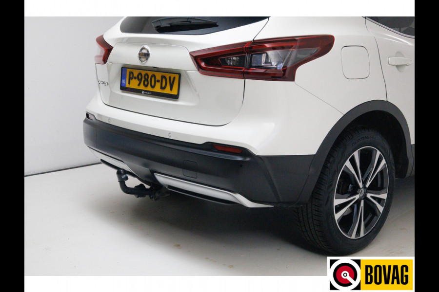 Nissan QASHQAI 1.3 DIG-T Design Edition 141 PK | Panoramadak | Trekhaak | All season banden | Stoelverwarming Navigatie, Cruise, 360 Camera