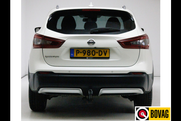 Nissan QASHQAI 1.3 DIG-T Design Edition 141 PK | Panoramadak | Trekhaak | All season banden | Stoelverwarming Navigatie, Cruise, 360 Camera