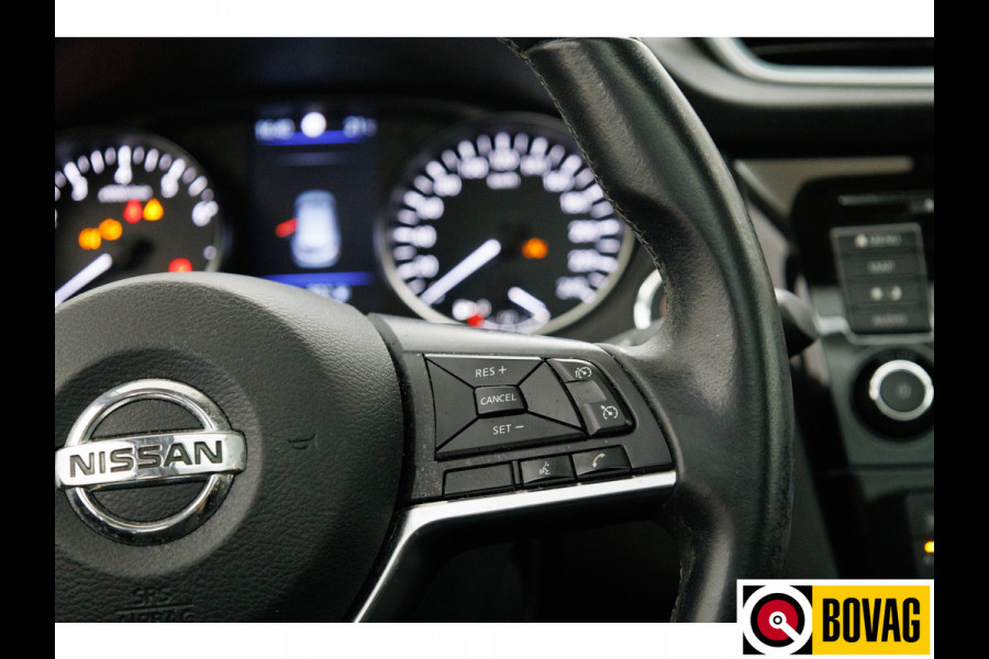 Nissan QASHQAI 1.3 DIG-T Design Edition 141 PK | Panoramadak | Trekhaak | All season banden | Stoelverwarming Navigatie, Cruise, 360 Camera