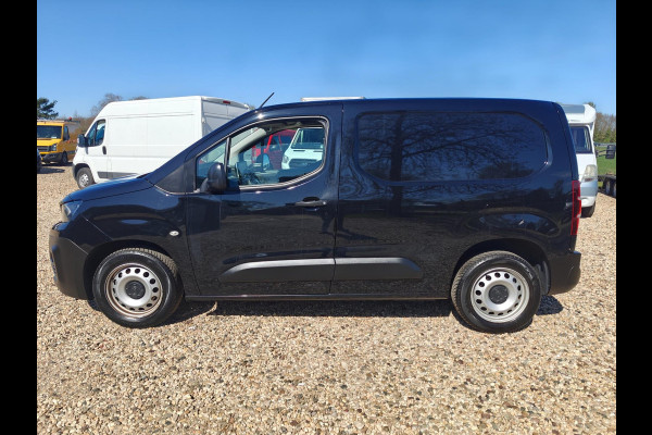Peugeot Partner 1.6 BlueHDI Premium , airco , cruise , PDC , trekhaak.