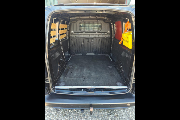Peugeot Partner 1.6 BlueHDI Premium , airco , cruise , PDC , trekhaak.