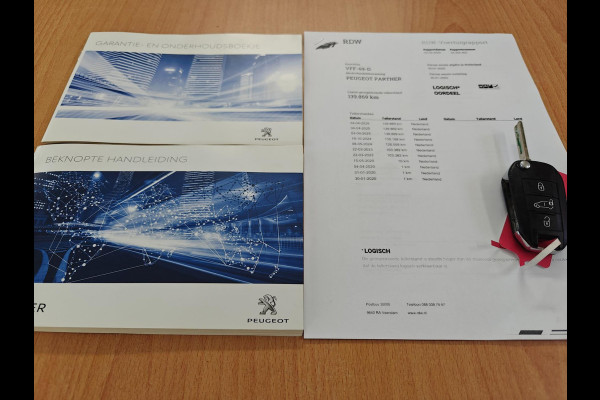 Peugeot Partner 1.6 BlueHDI Premium , airco , cruise , PDC , trekhaak.