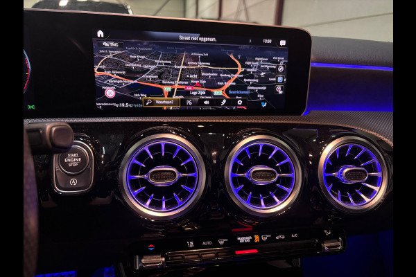 Mercedes-Benz A-Klasse 250 AMG Line Night pakket