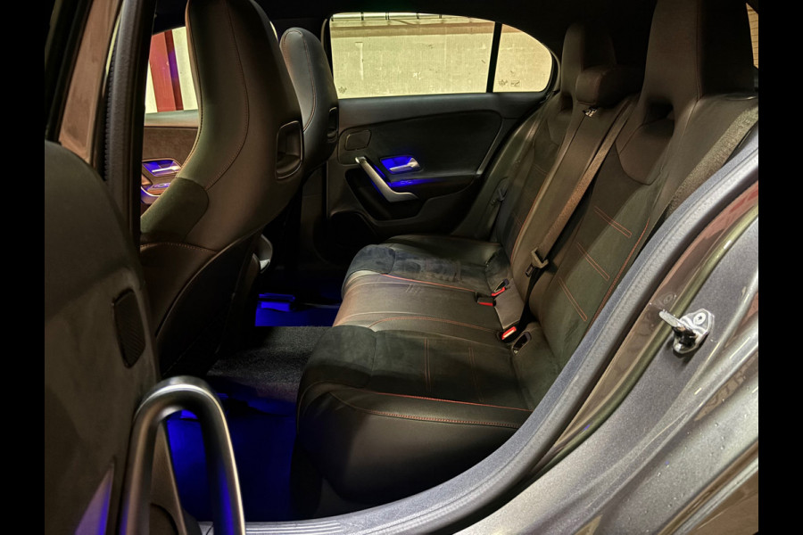 Mercedes-Benz A-Klasse 250 AMG Line Night pakket