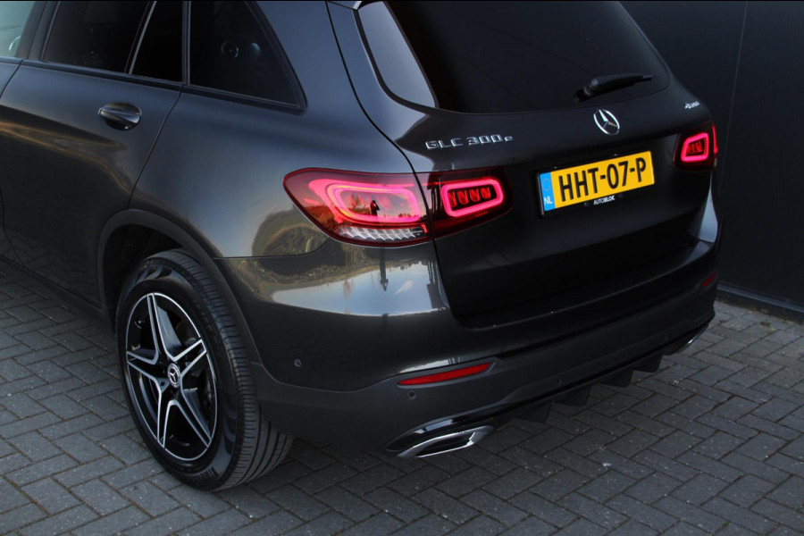 Mercedes-Benz GLC 300e 4MATIC AMG line | Pano | Memory | Burmester | Distronic