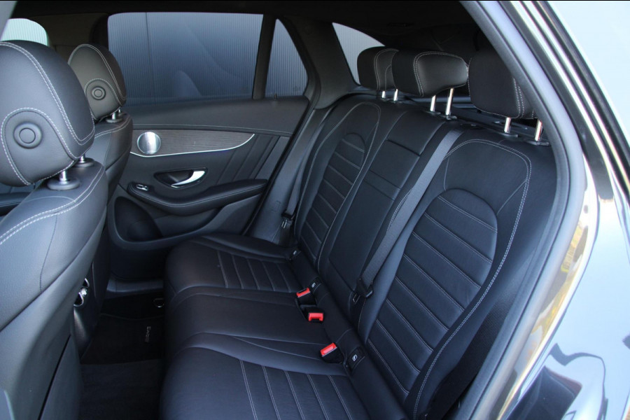 Mercedes-Benz GLC 300e 4MATIC AMG line | Pano | Memory | Burmester | Distronic