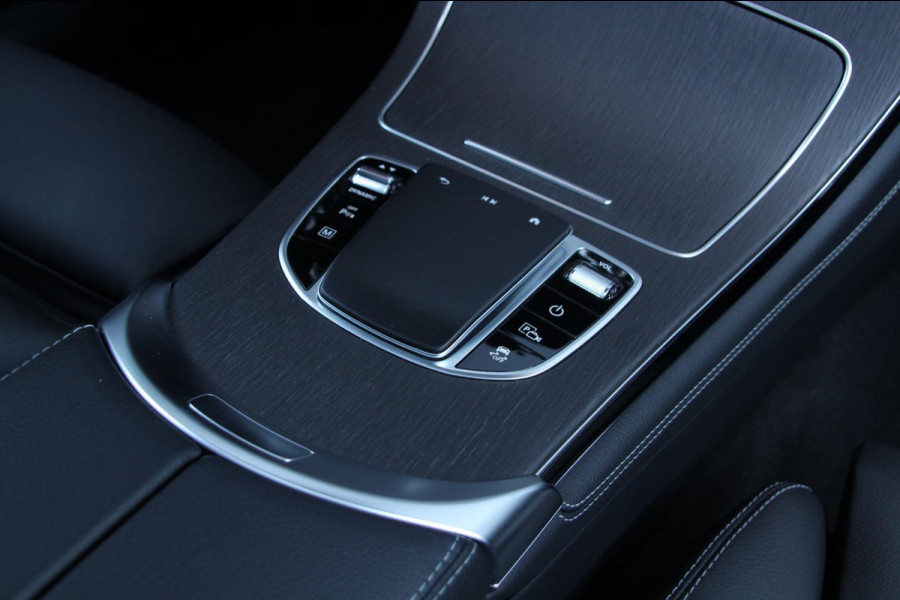 Mercedes-Benz GLC 300e 4MATIC AMG line | Pano | Memory | Burmester | Distronic