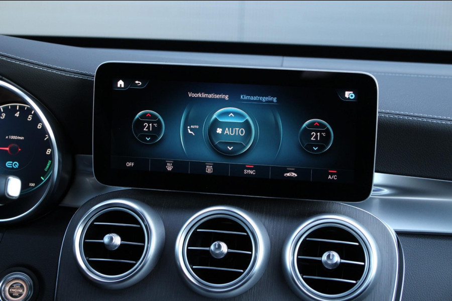 Mercedes-Benz GLC 300e 4MATIC AMG line | Pano | Memory | Burmester | Distronic