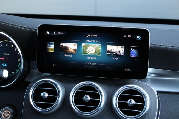 Mercedes-Benz GLC 300e 4MATIC AMG line | Pano | Memory | Burmester | Distronic