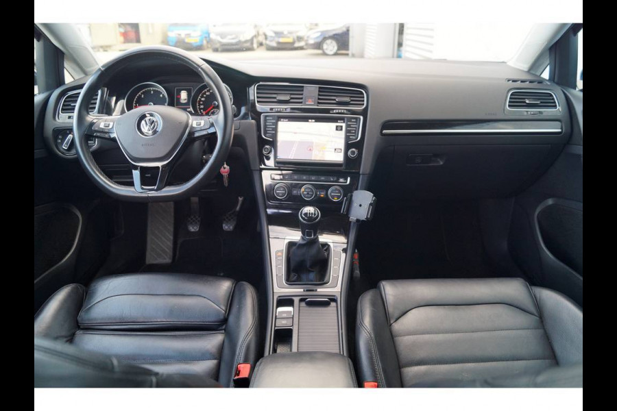 Volkswagen Golf 2.0 TDI 150pk Highline 5-drs -LEER-NAVI-