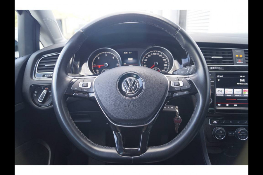 Volkswagen Golf 2.0 TDI 150pk Highline 5-drs -LEER-NAVI-