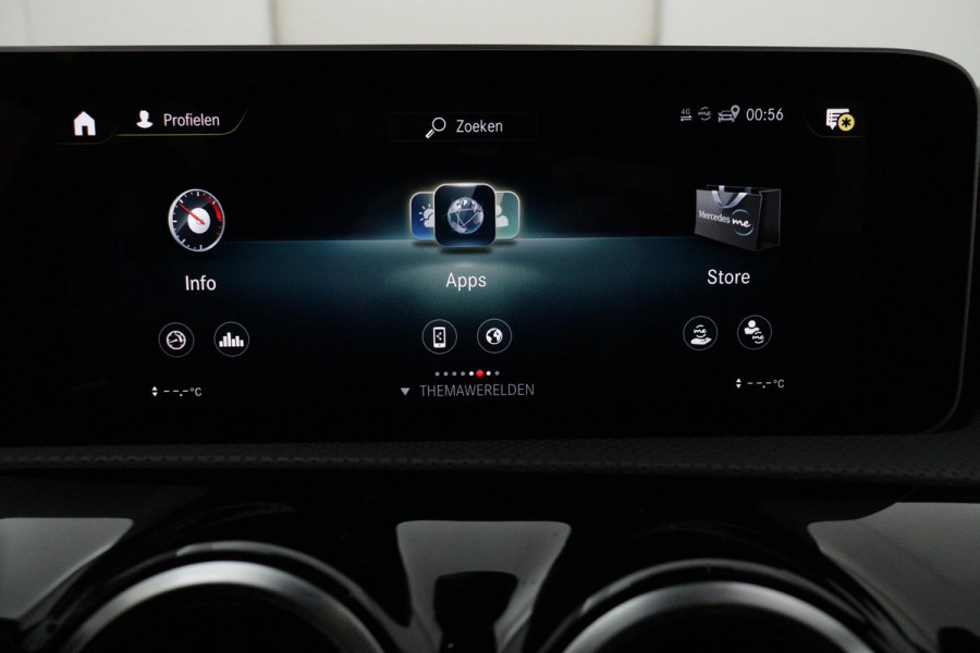 Mercedes-Benz A-Klasse 200 Business Solution AMG Automaat (PANORAMADAK, NAVIGATIE, CAMERA, 1e EIGENAAR, GOED ONDERHOUDEN)