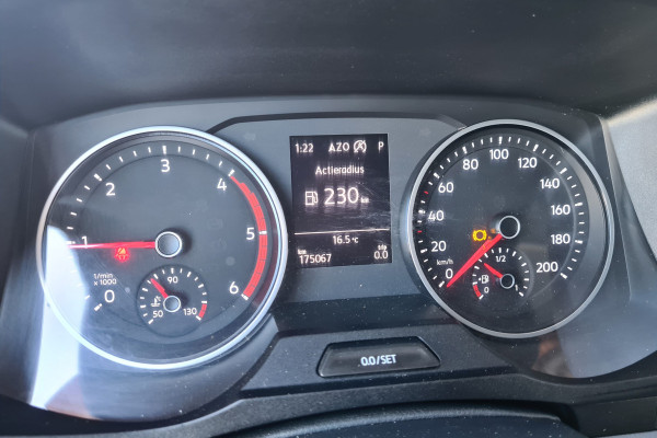 Volkswagen Crafter 35 2.0 TDI L3H2 DSG 3000 kg